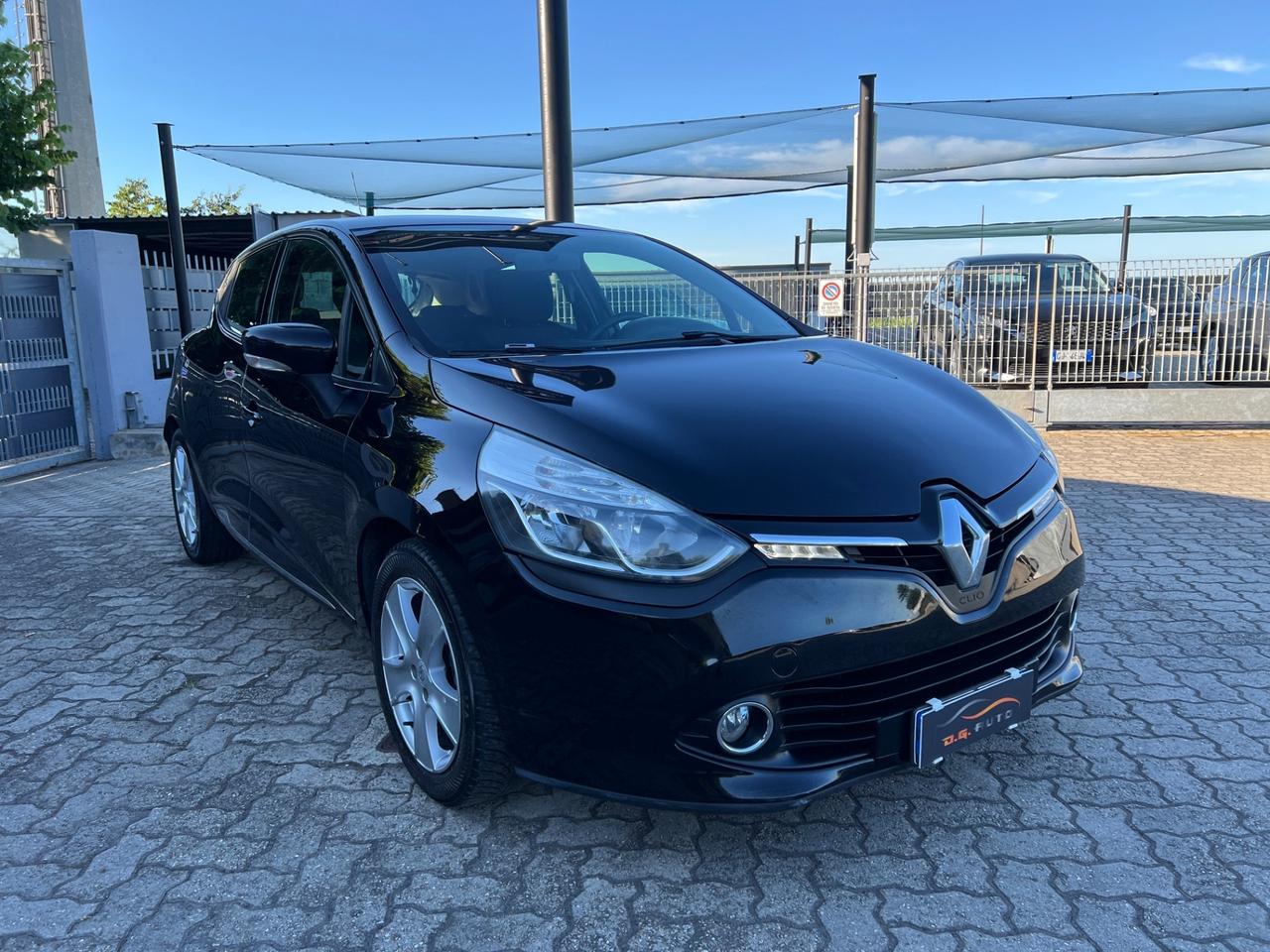 Renault Clio 1.2 75CV 5 porte Life