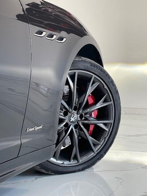 Maserati Ghibli V6 Diesel 275 CV Gransport Black Edition