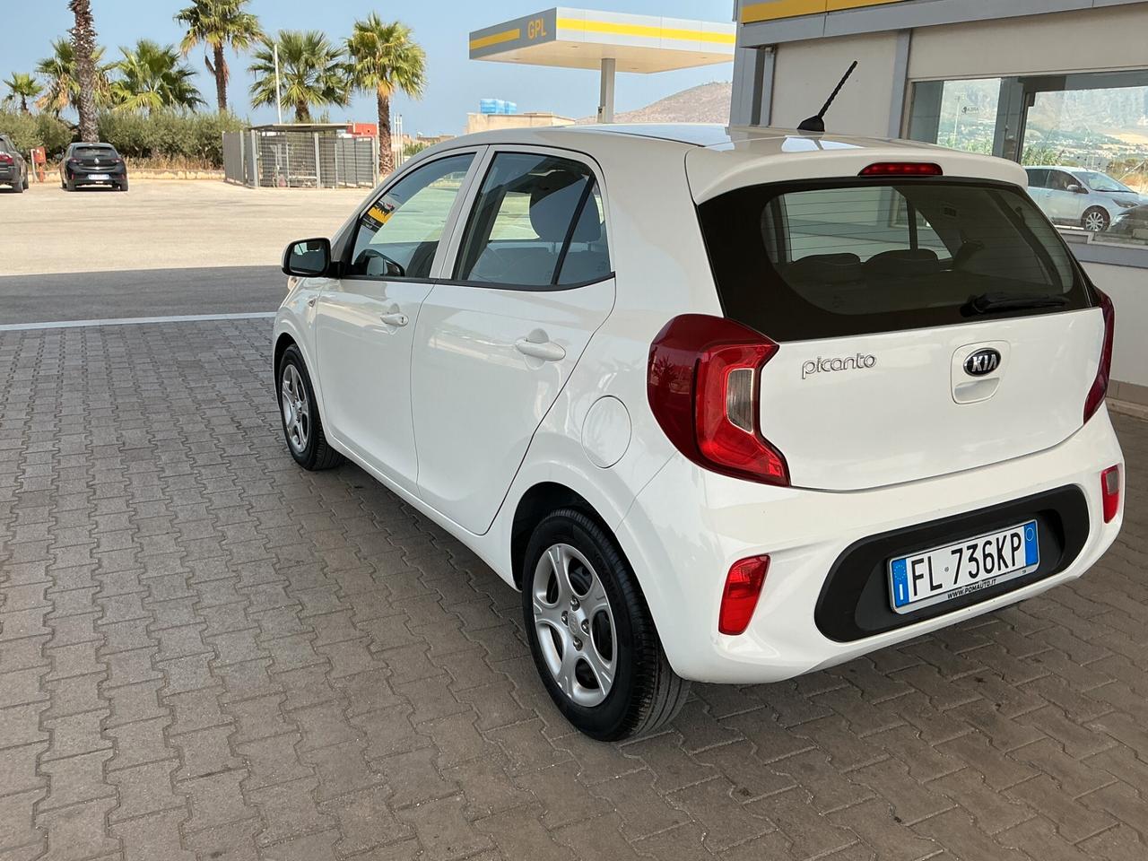 Kia Picanto 1.0 12V 5 porte City