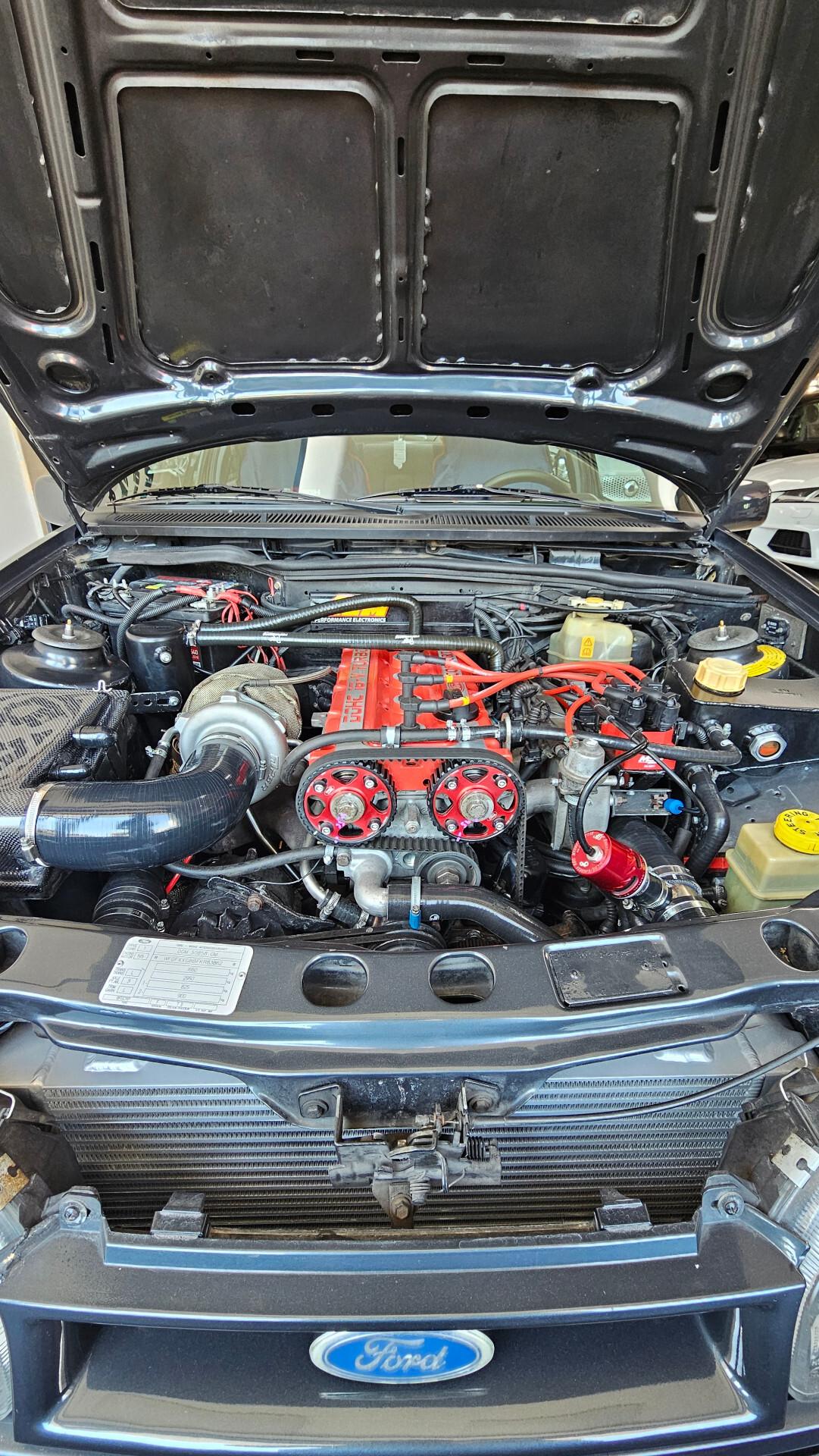 Ford Sierra 2.0i turbo 16V 4p. RS Cosworth RESTAURO TOTALE LEGGI DESCRIZIONE