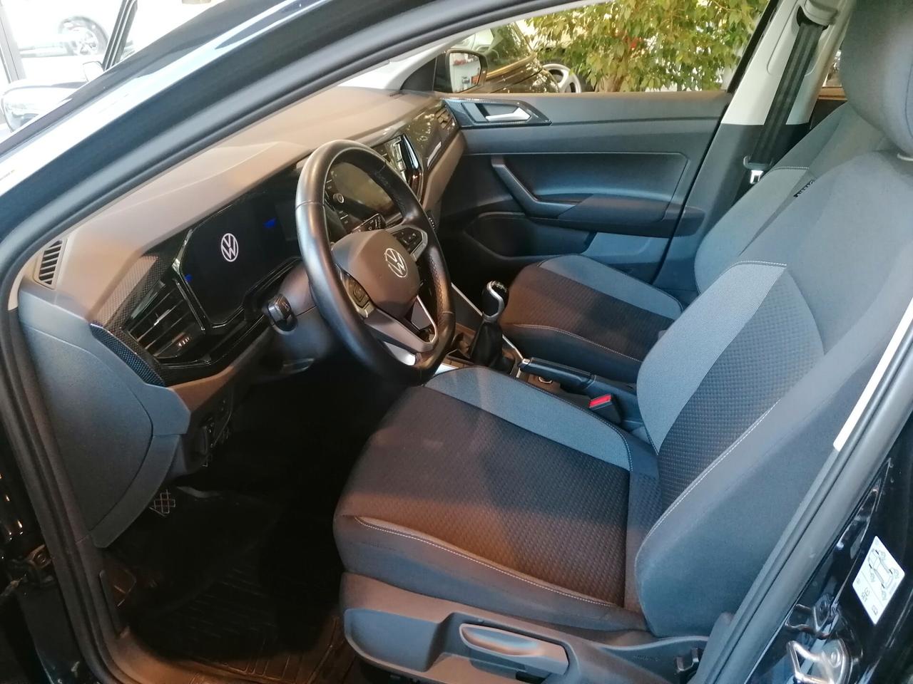 Volkswagen Polo 1.0 TSI Life 5P