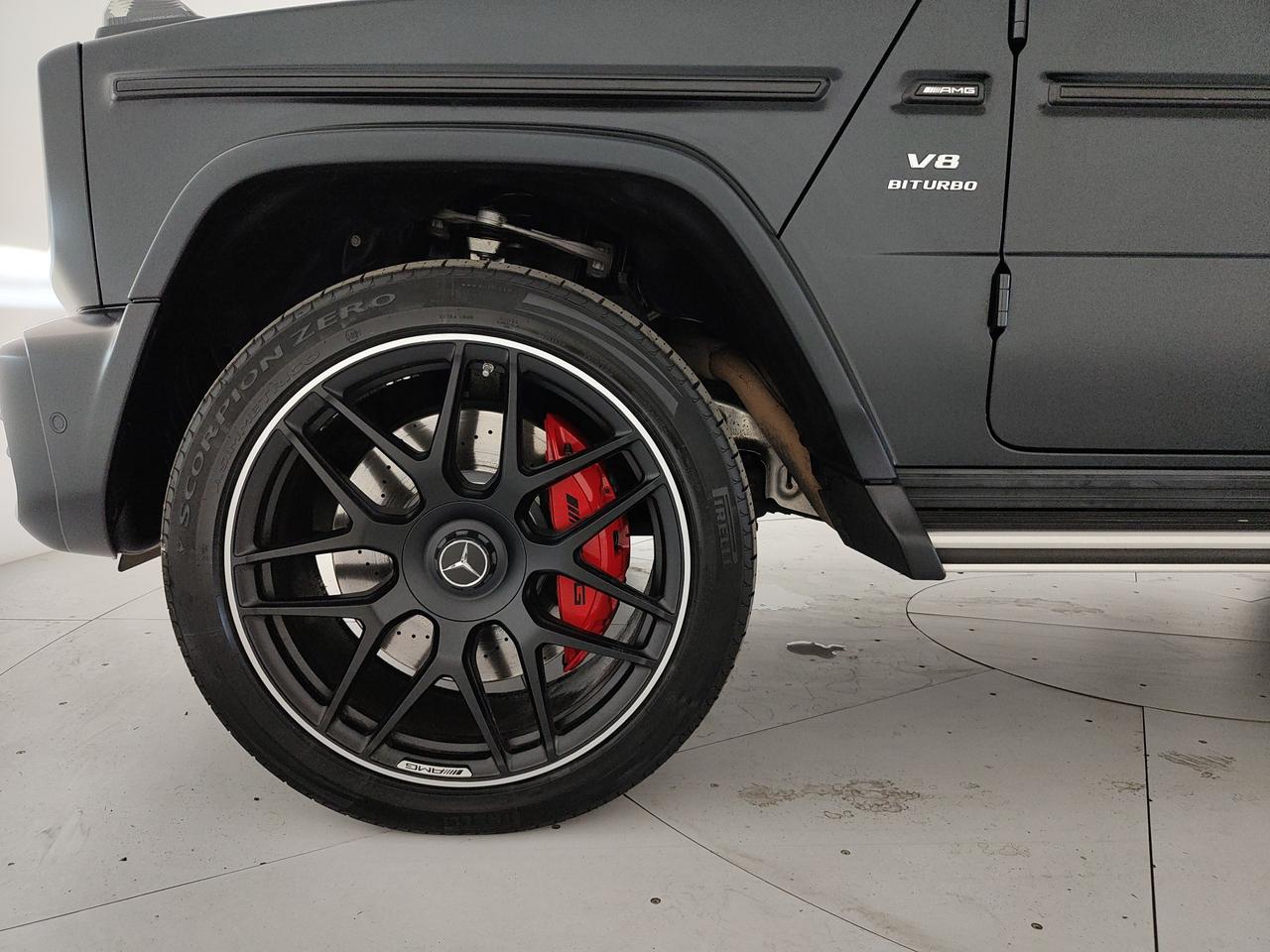 Mercedes-Benz G AMG 63 585cv auto