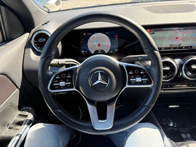 MERCEDES-BENZ GLA 200 d Automatic