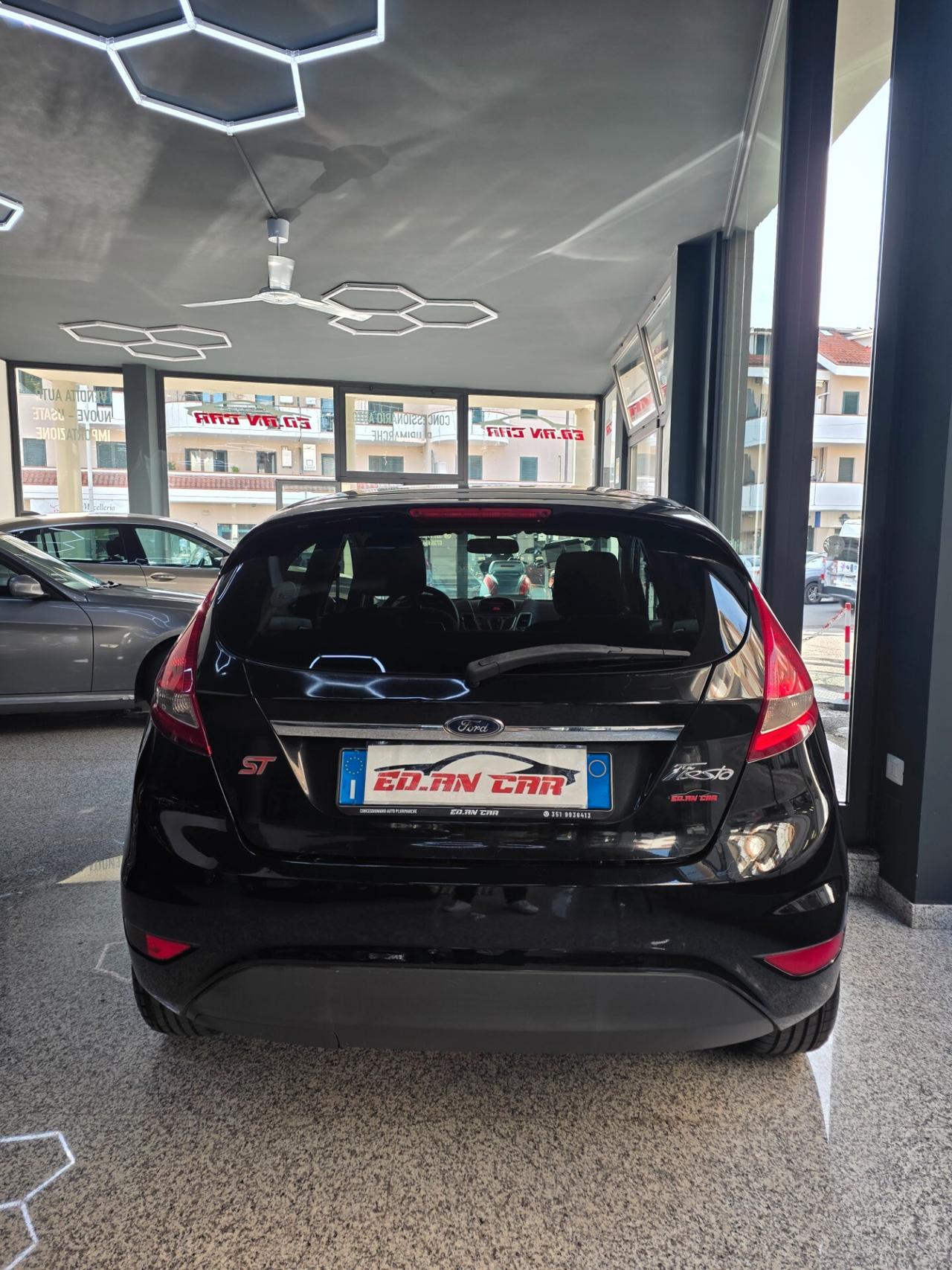 Ford Fiesta 1.4 5 porte Bz.- GPL Titanium