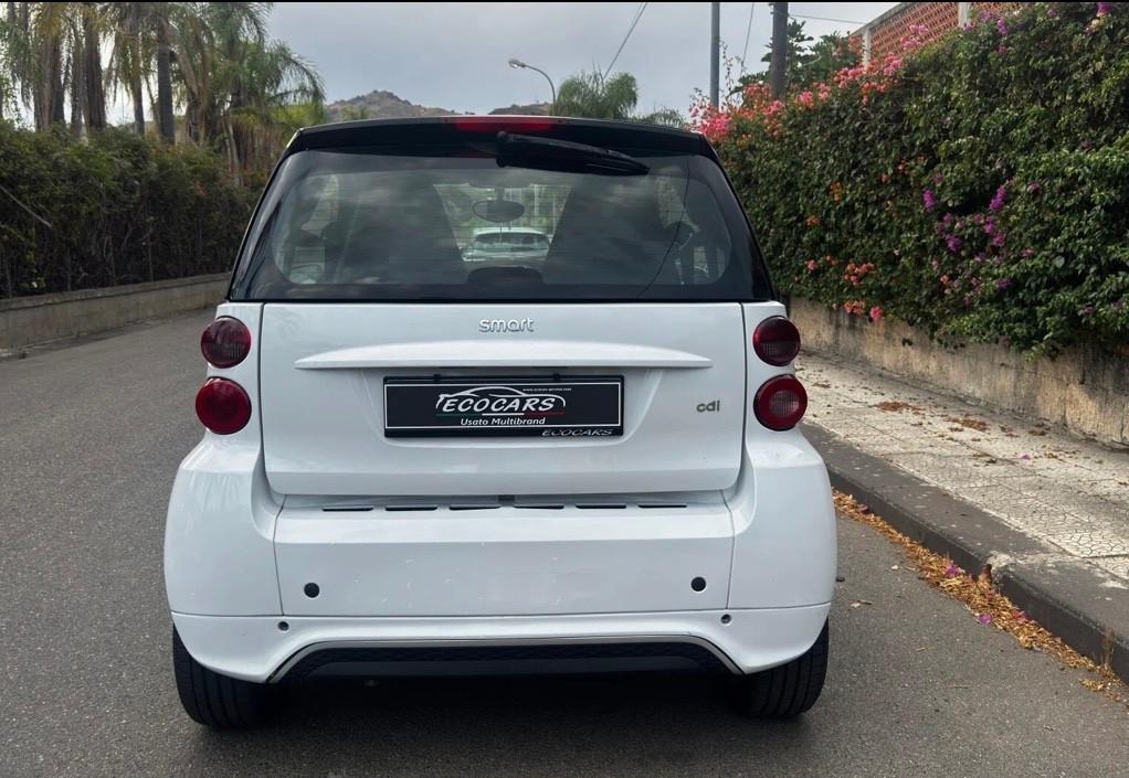 Smart ForTwo 800 40 kW passion cdi 2012