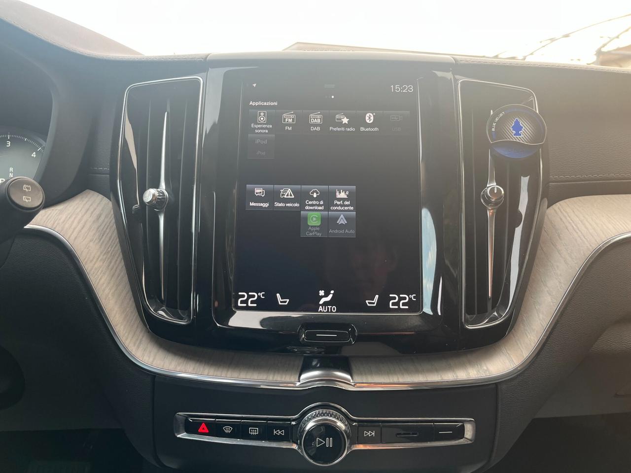 Volvo XC 60 XC60 B4 (d) AWD Geartronic Momentum Pro