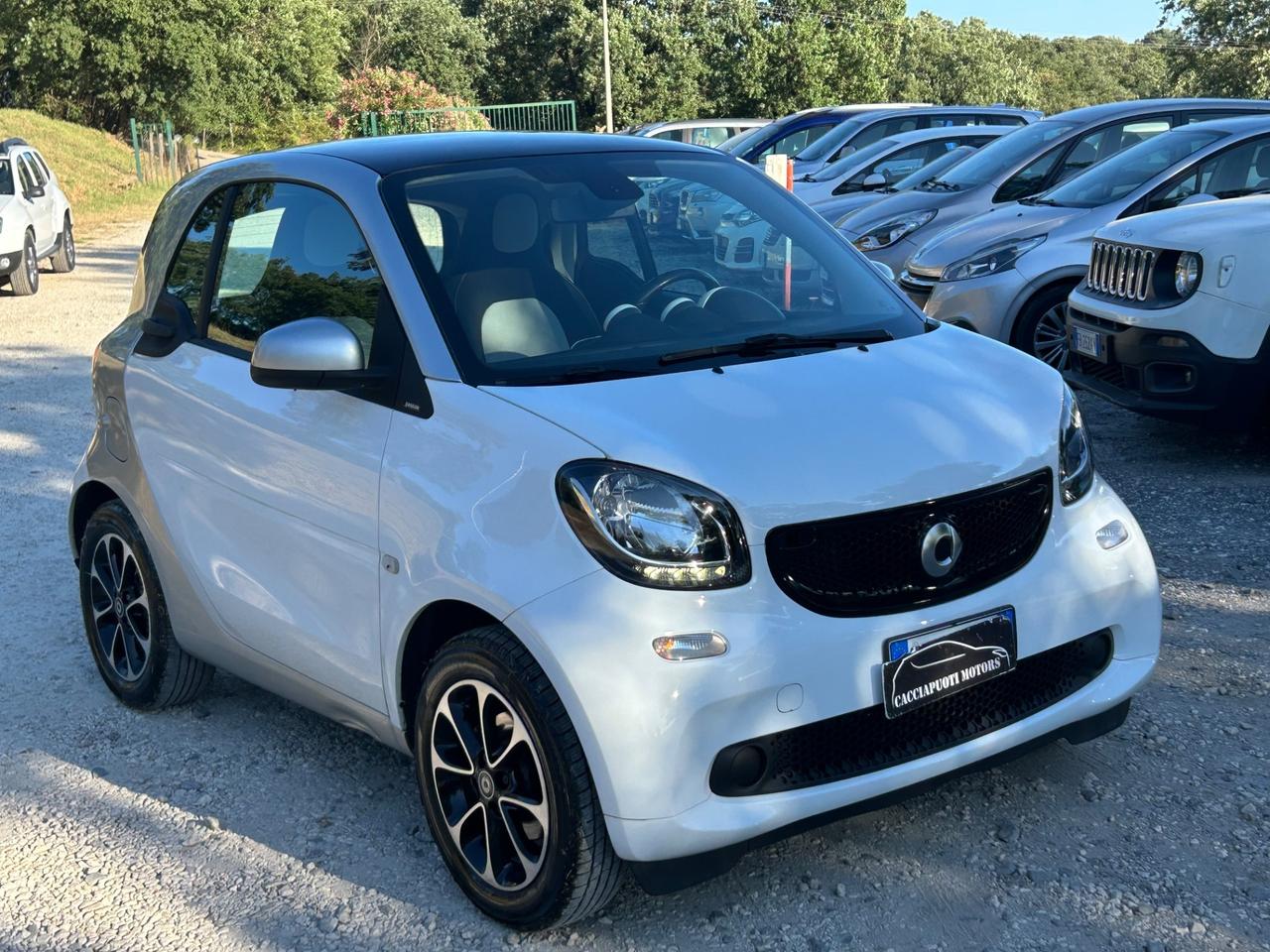 Smart ForTwo 70 1.0 twinamic Prime neopatentati permute