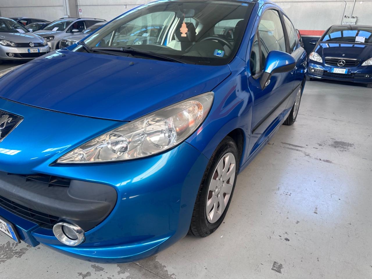 Peugeot 207 1.4 HDi 70CV 3p. ONE Line