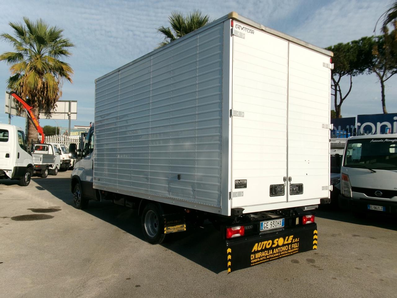 Iveco Daily 35C18 3000 180CV FURGONE IN LEGA NIDO D'API 4.40M
