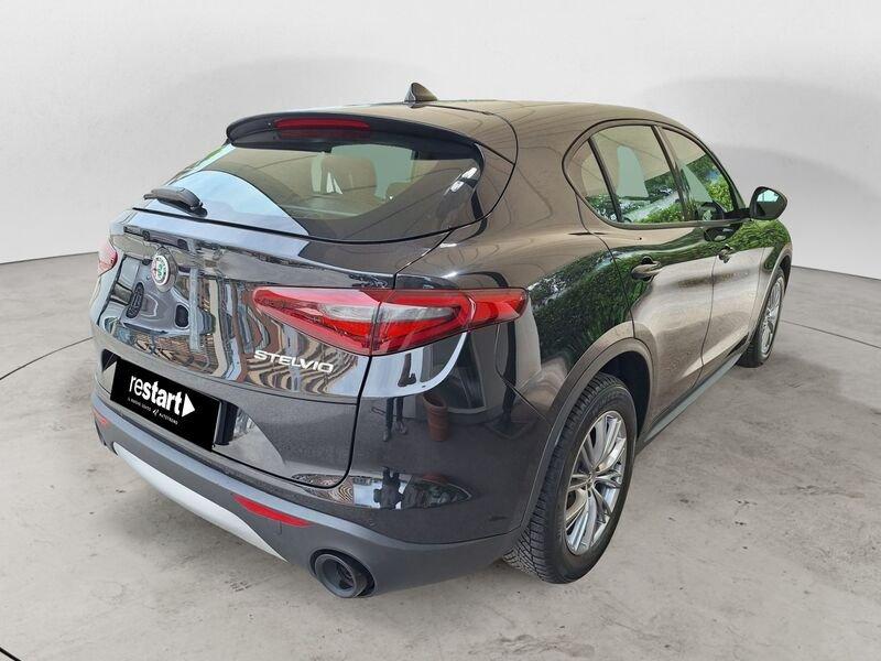 Alfa Romeo Stelvio 2.2 Turbo Diesel 160 CV Automatica AT8 Super Business RWD