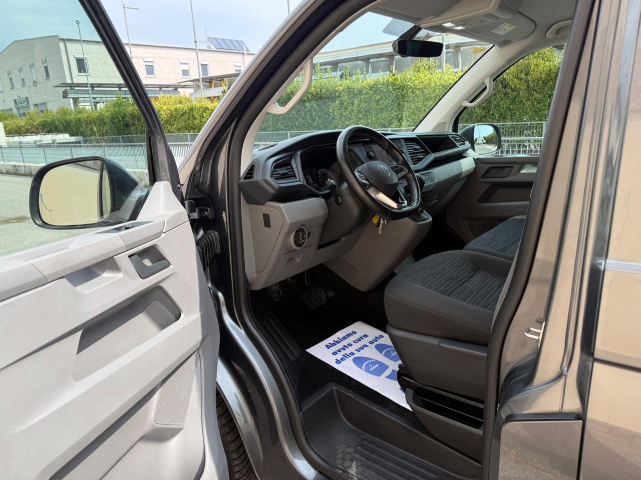 Volkswagen Caravelle 2.0 TDI 150CV DSG Cruise 9Posti