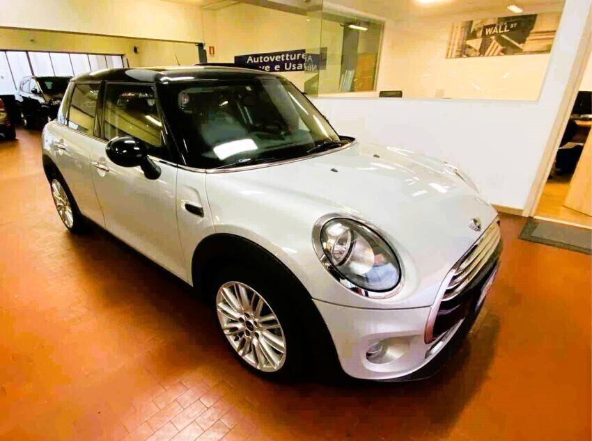 Mini 1.5 Cooper D 5 porte Cambio Automatico