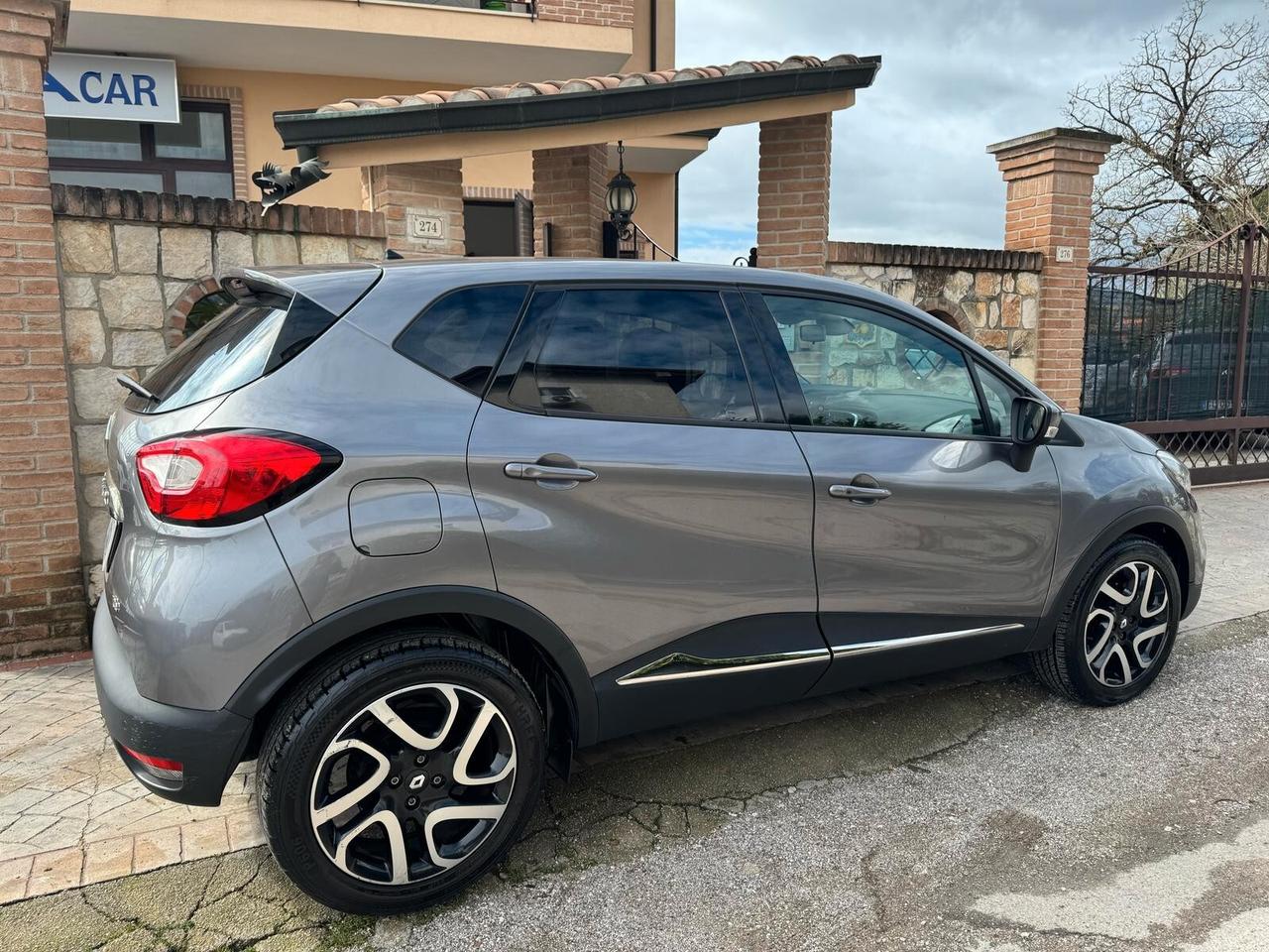 Renault Captur 1.2 TCe 120 CV EDC Energy R-Link automatica