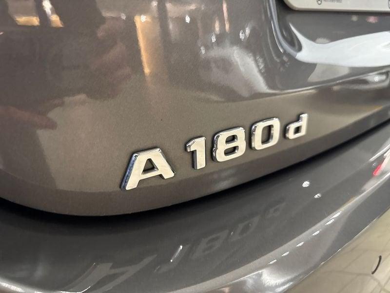 Mercedes-Benz Classe A A 180 d Advanced auto