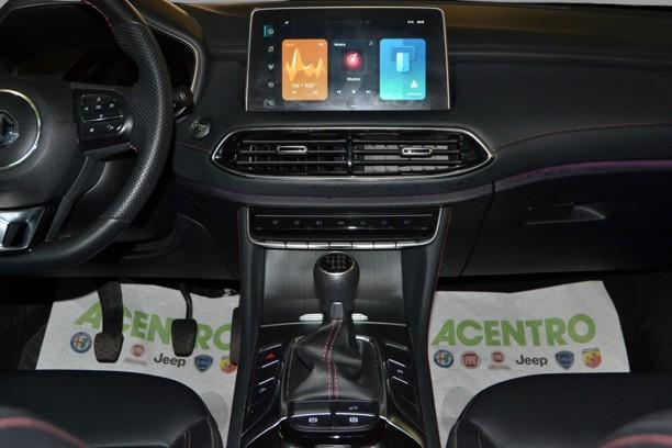 MG HS - 1.5T MT LUXURY 2WD