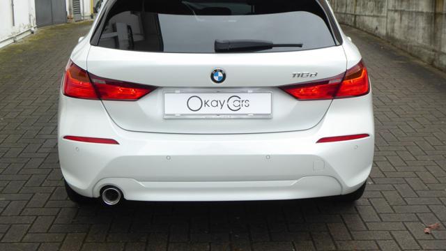 BMW 116 d 5p. Advantage Automatico