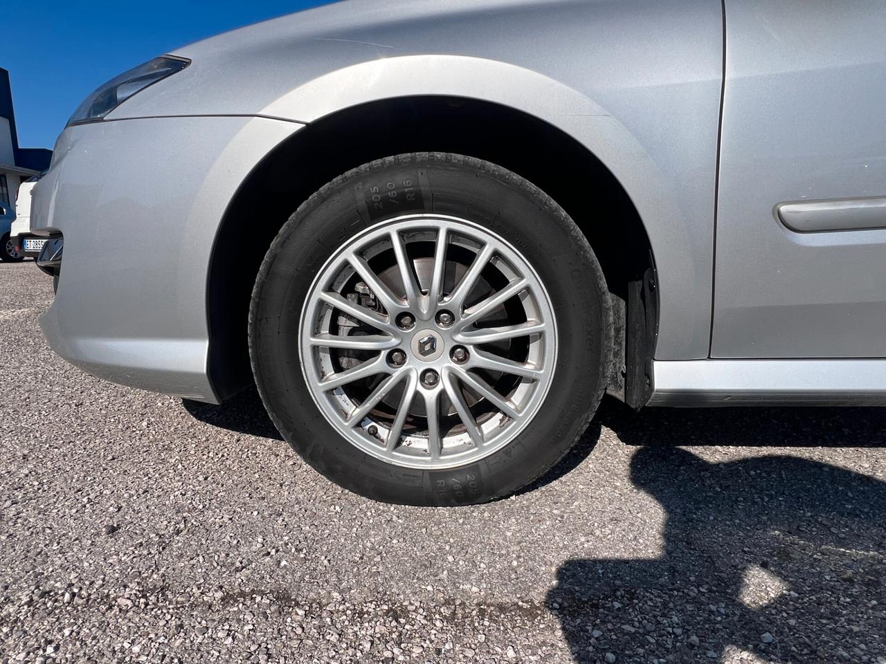 Renault Laguna 2.0 dCi 150CV SporTour Nav