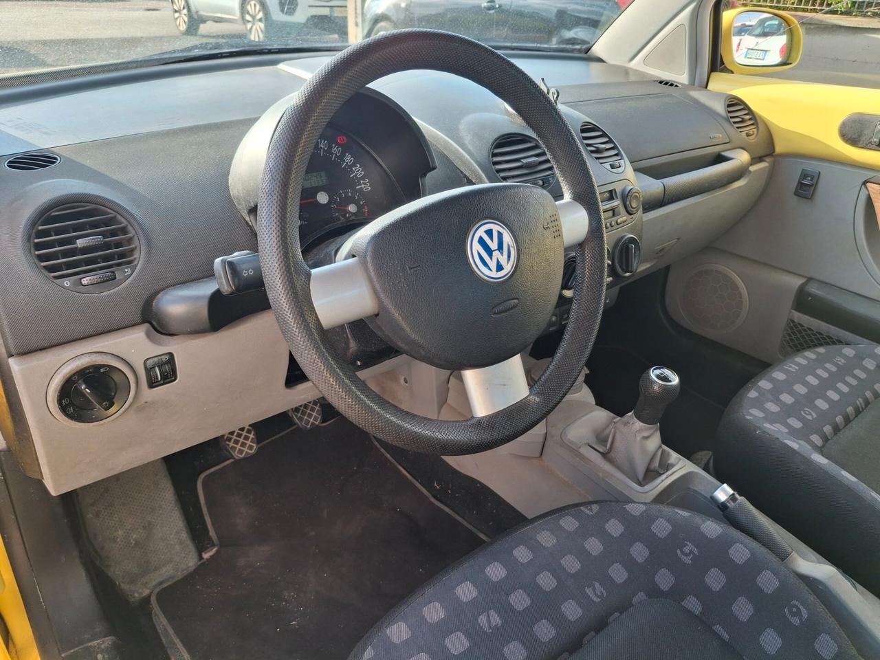 Volkswagen New Beetle 1.6 **SOLO 102mila CHILOMETRI**