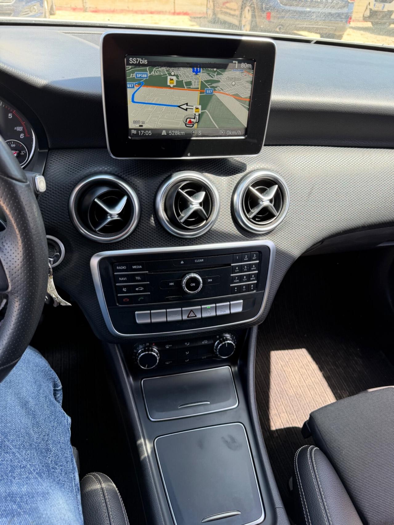 Mercedes-benz A 200 d Automatic 4Matic Sport