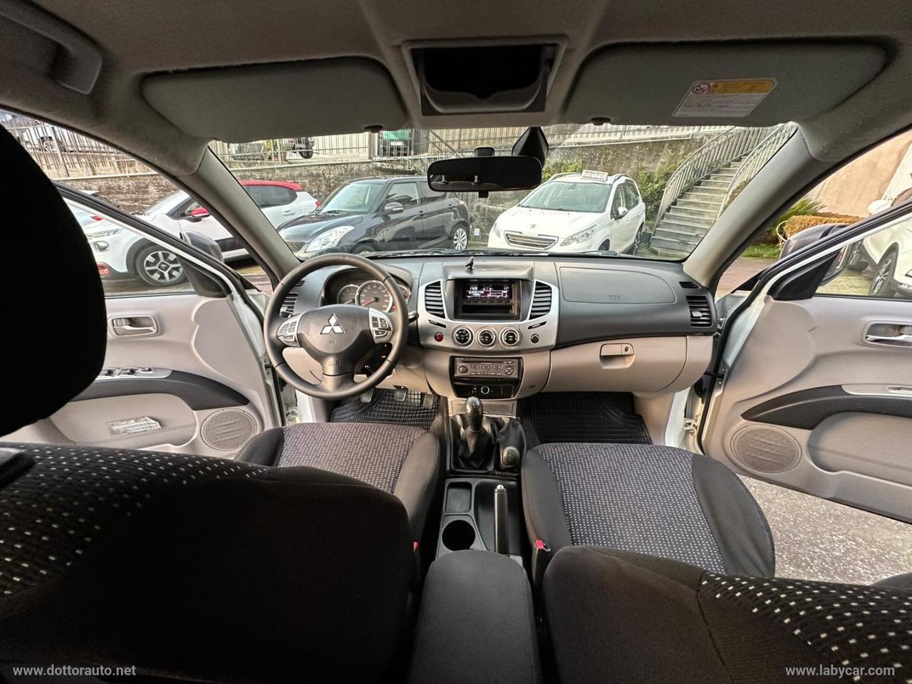 MITSUBISHI L200 2.5 DI-D/178CV DC Intense Plus