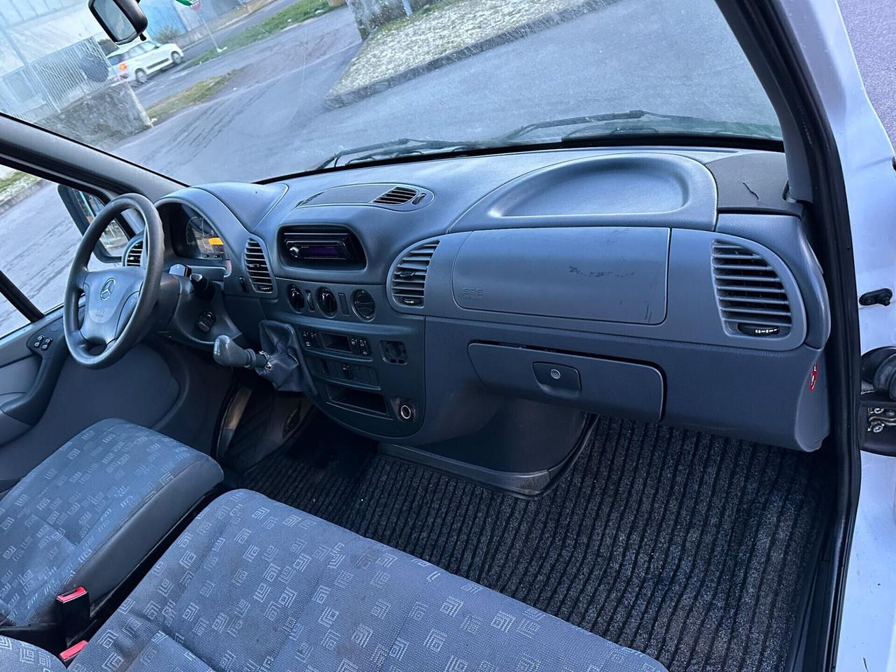 Mercedes Benz 9 posti cc 2.7 modello 616