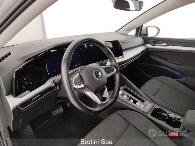 Volkswagen Golf 1.0 eTSI EVO DSG Life