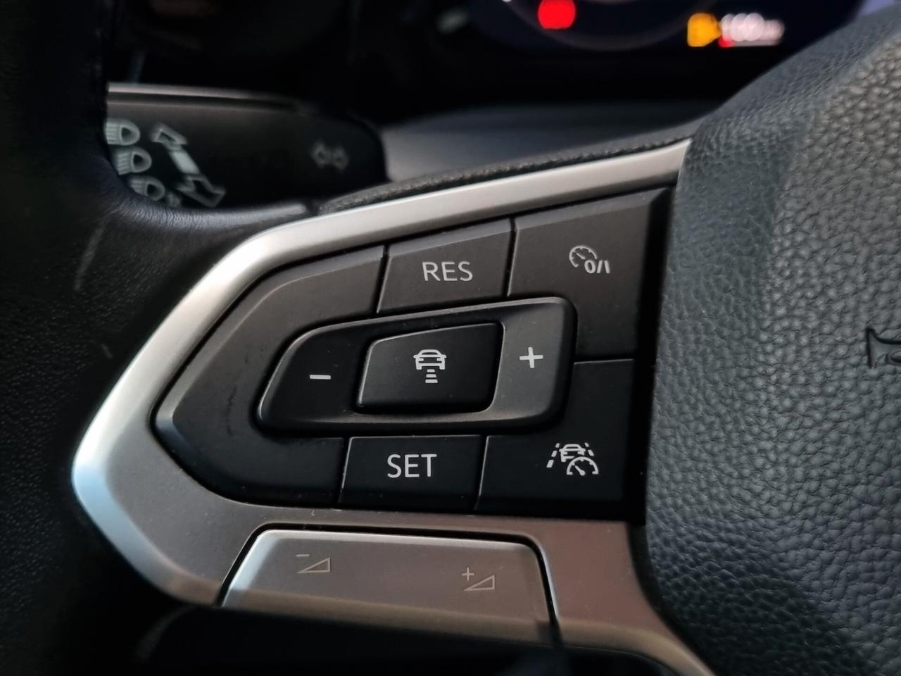 Volkswagen Golf VIII 2.0 tdi Style 115cv