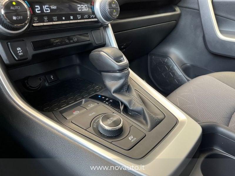 Toyota RAV4 2.5 HV 222v E-CVT Active 4WD