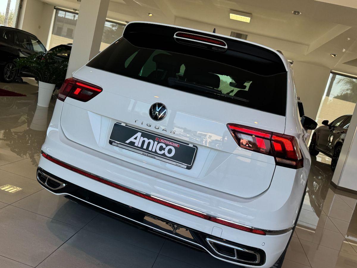 VOLKSWAGEN Tiguan 2.0 TDI DSG R-Line Luci ambient/Retroc