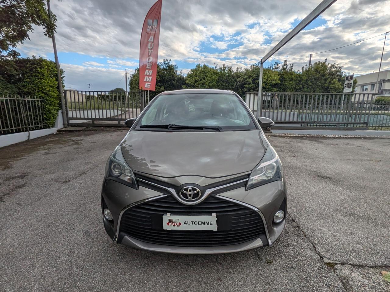 Toyota Yaris 1.0 5 porte Active