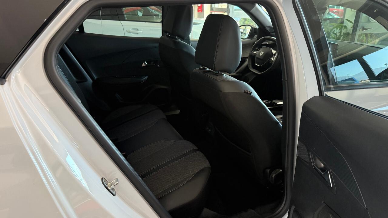 PEUGEOT 2008 1.5 131 CV AUTOMATICA TELECAMERA 360