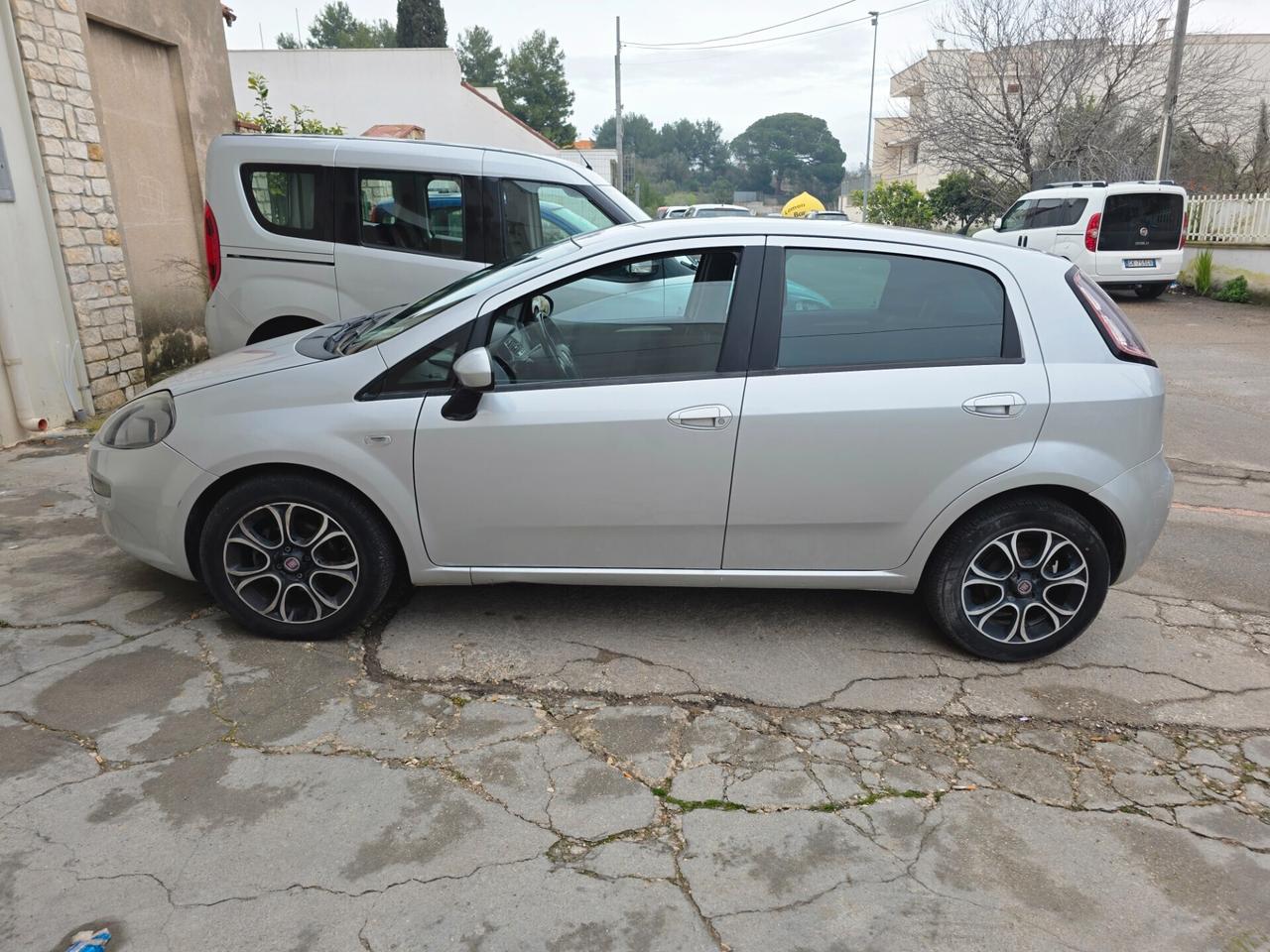 Fiat Punto 1.3 MJT II S&S 85 CV 5 porte ECO Lounge