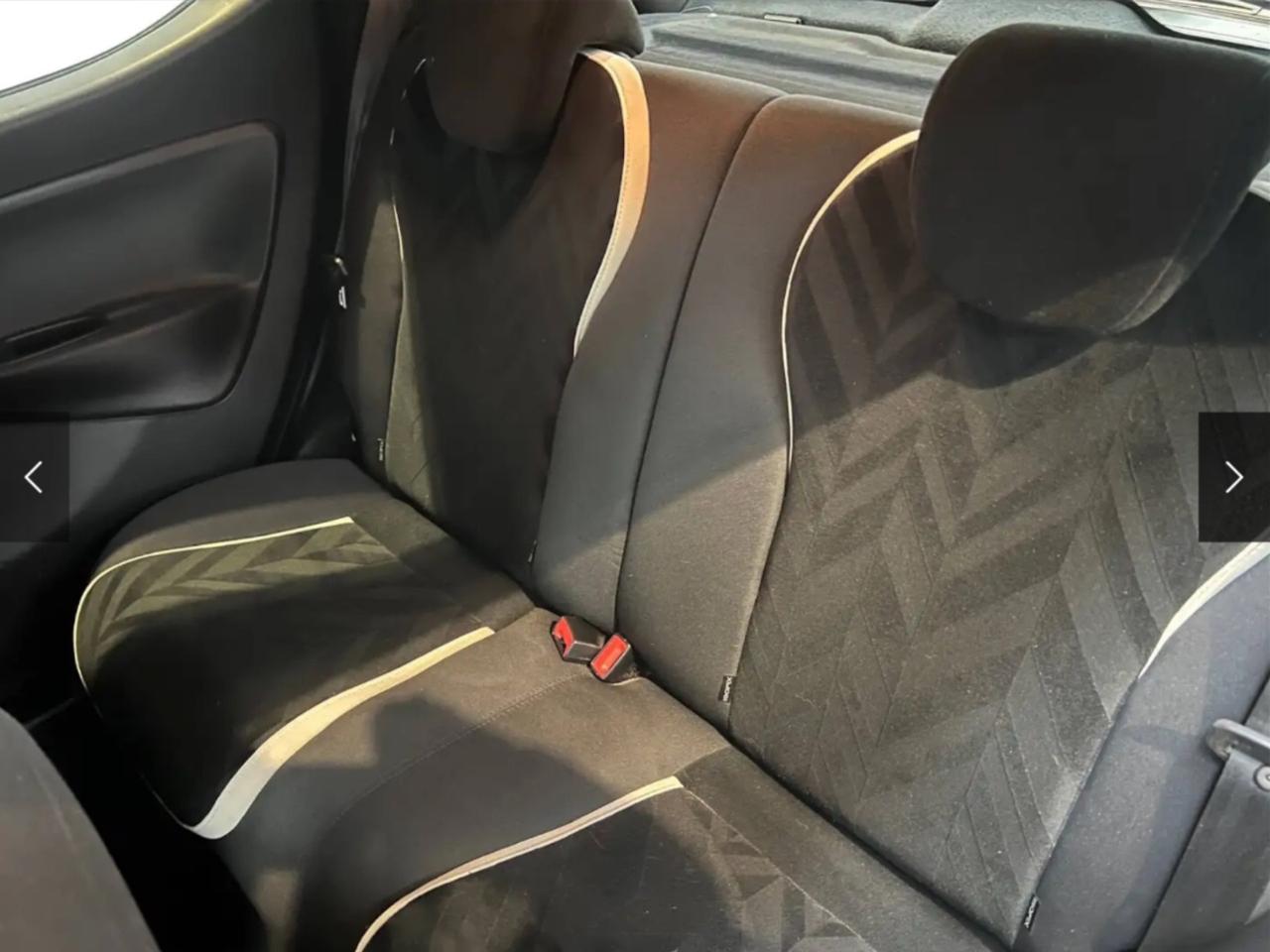 Lancia Ypsilon 1.2 69 CV 5 porte Platinum Si Neopatentati