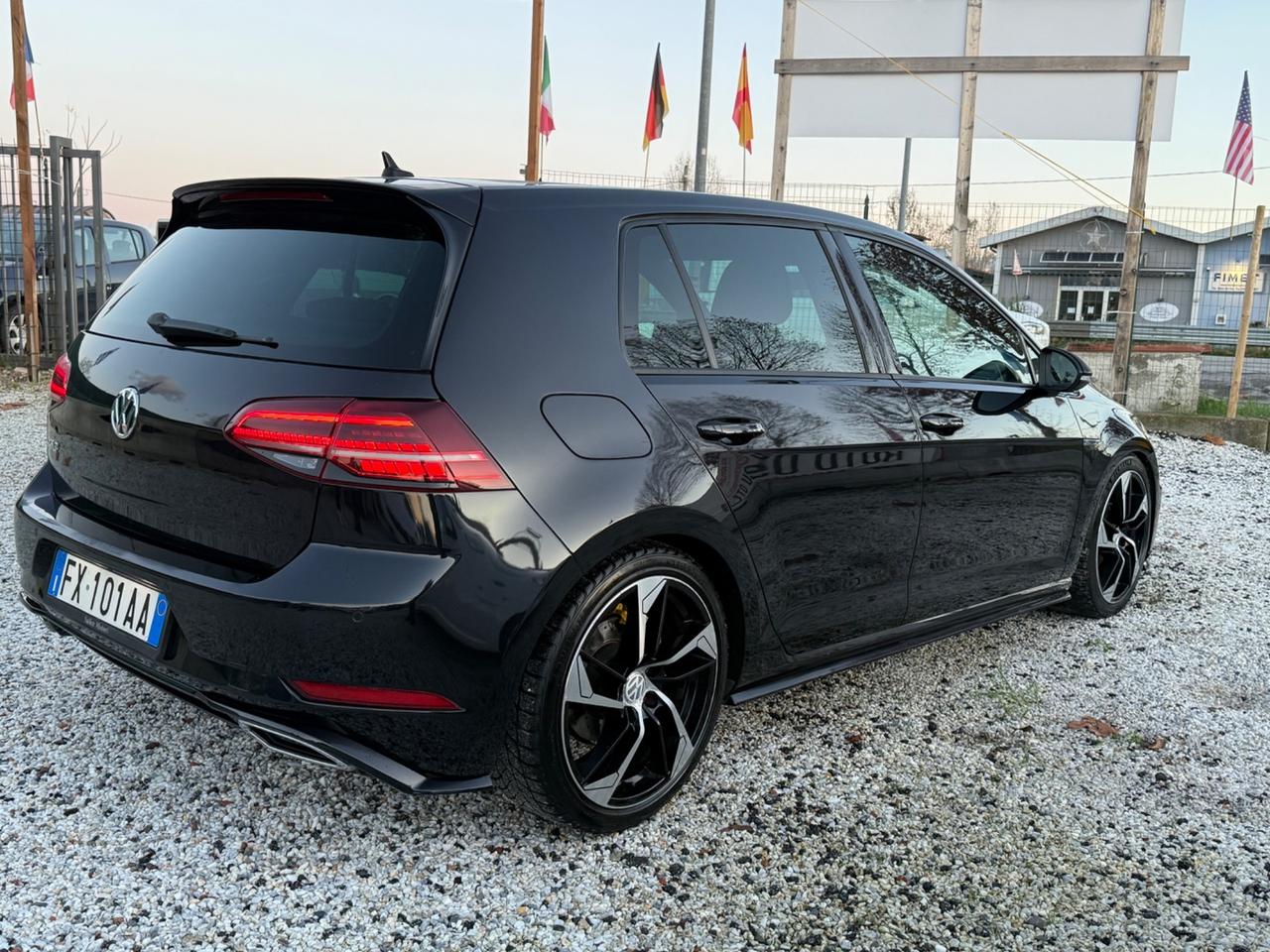 Volkswagen Golf 7.5 R-Line 1.0 TSI Dsg ok Neopatentati