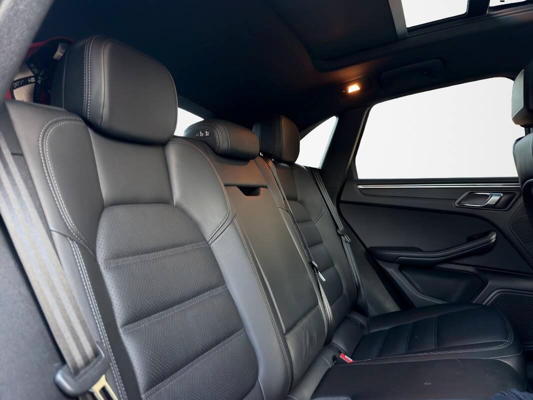 Porsche Macan 2.0 245cv pdk