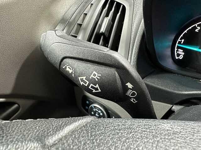 Ford Tourneo Connect 1.5 TDCi 120 CV Titanium
