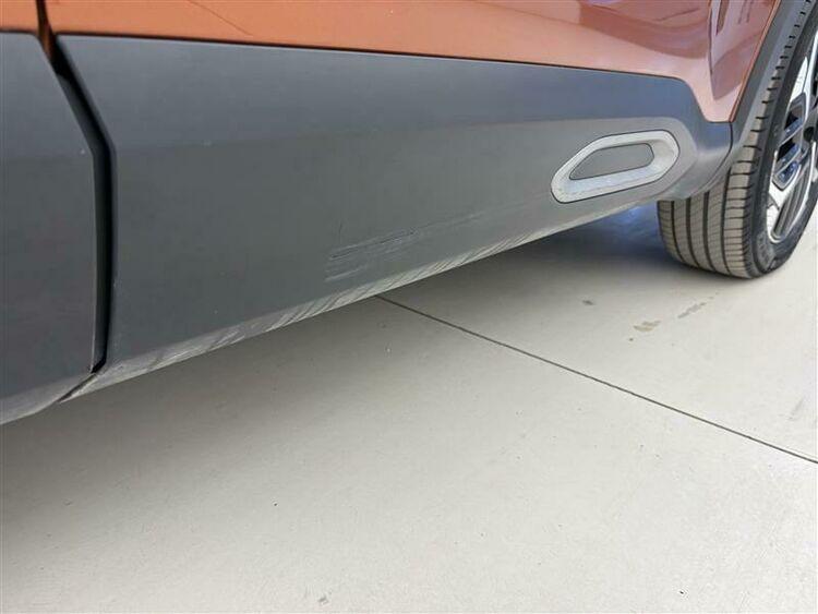 Citroen C4 Shine EAT8 BR897782 1.5 Diesel 131CV