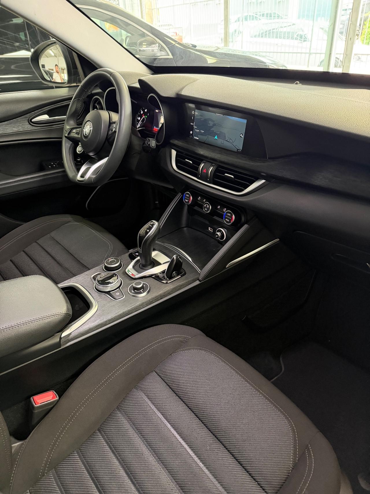 Alfa Romeo Stelvio 2.2 Turbodiesel 160 CV AT8 RWD 2021