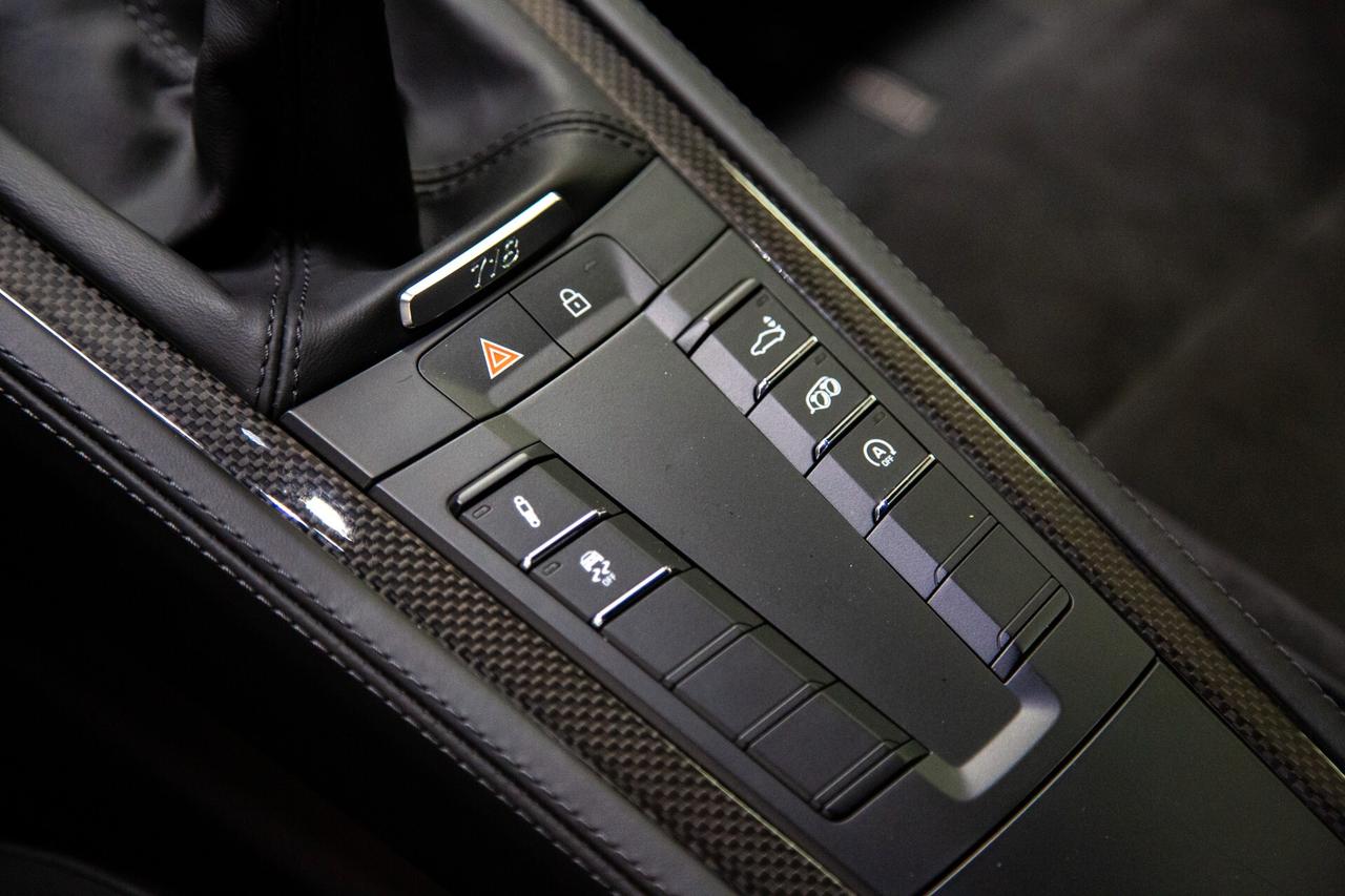 Porsche Cayman 718 GTS Manuale