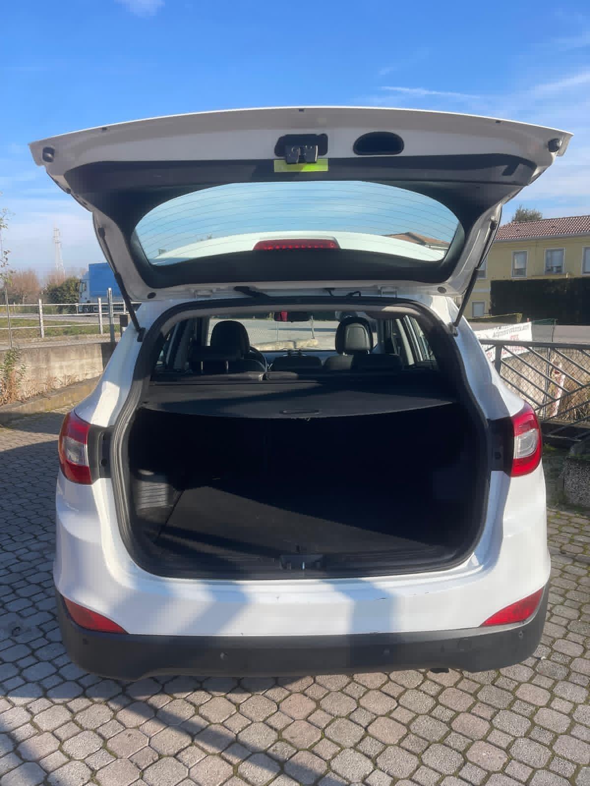 Hyundai iX35 1.7 CRDi 2WD Xpossible