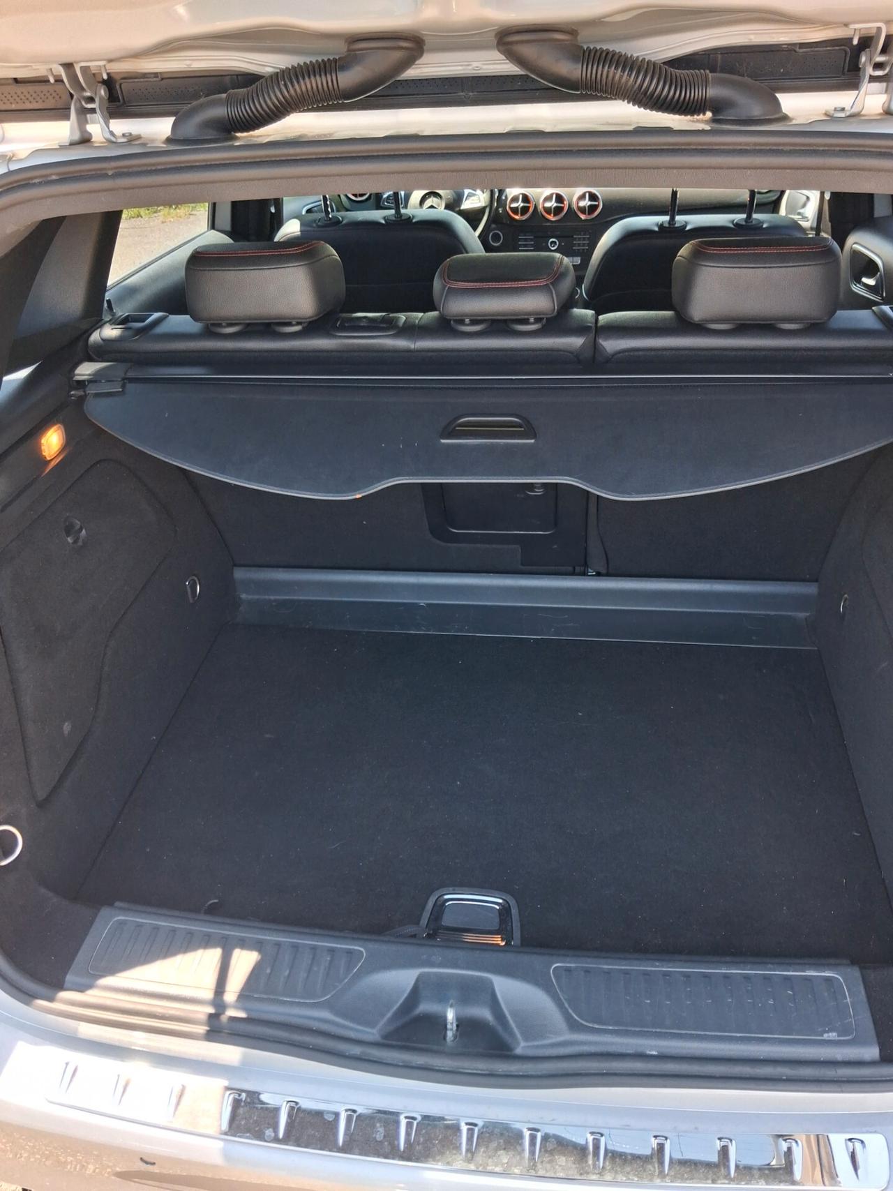 Mercedes-benz B 180 109cv amg line