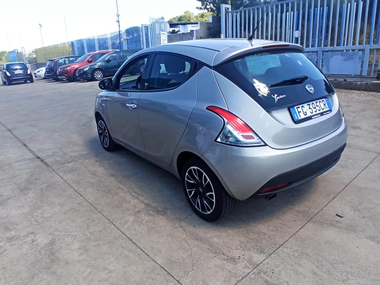 Lancia Ypsilon 1.3 MJT 16V 95 CV 5 porte S&S Gold MOTORE NUOVO