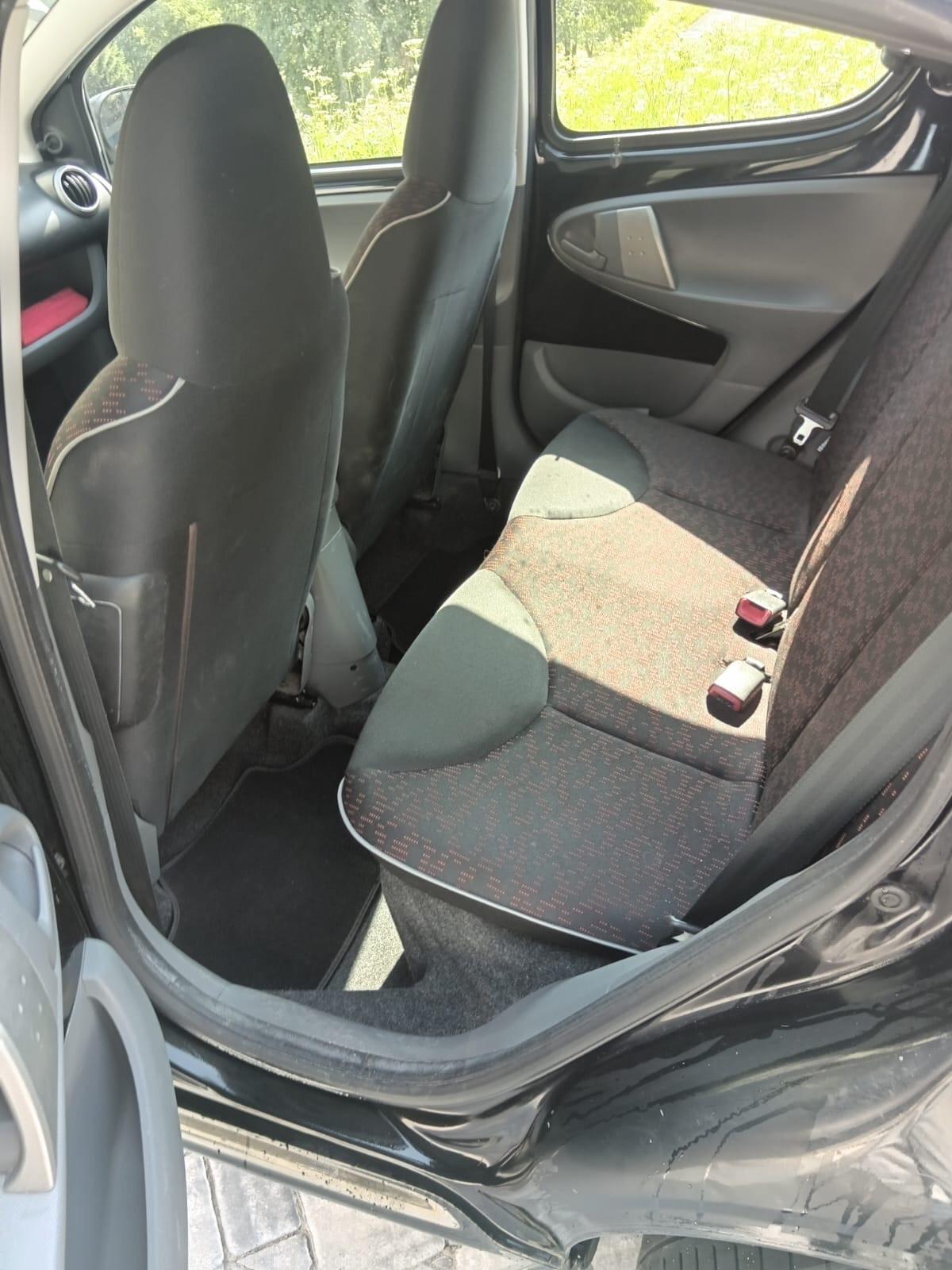 Peugeot 107 1.0 68CV 5p. Plaisir