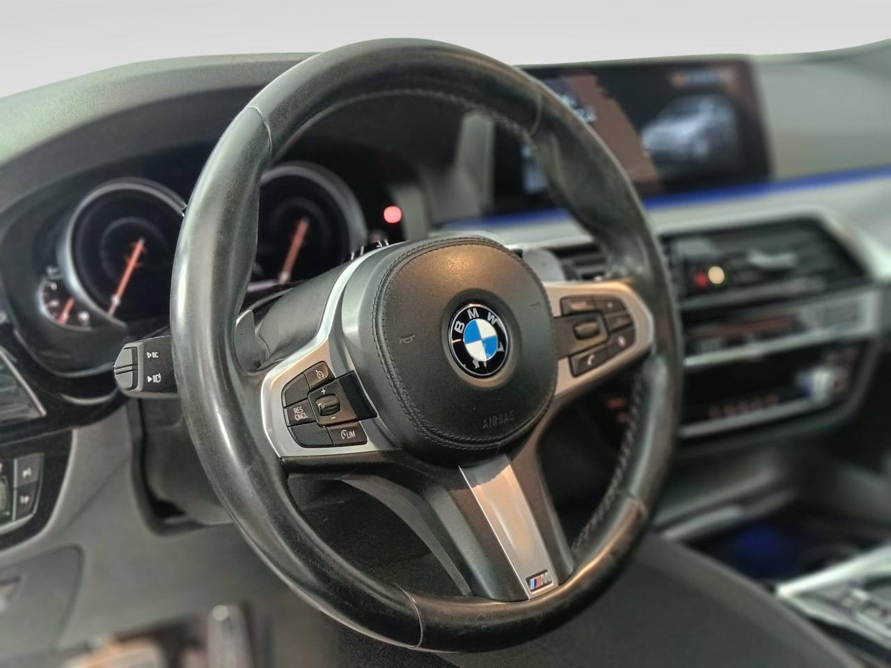 BMW Serie 5 G31 2017 Touring - 520d Touring xdrive Msport auto