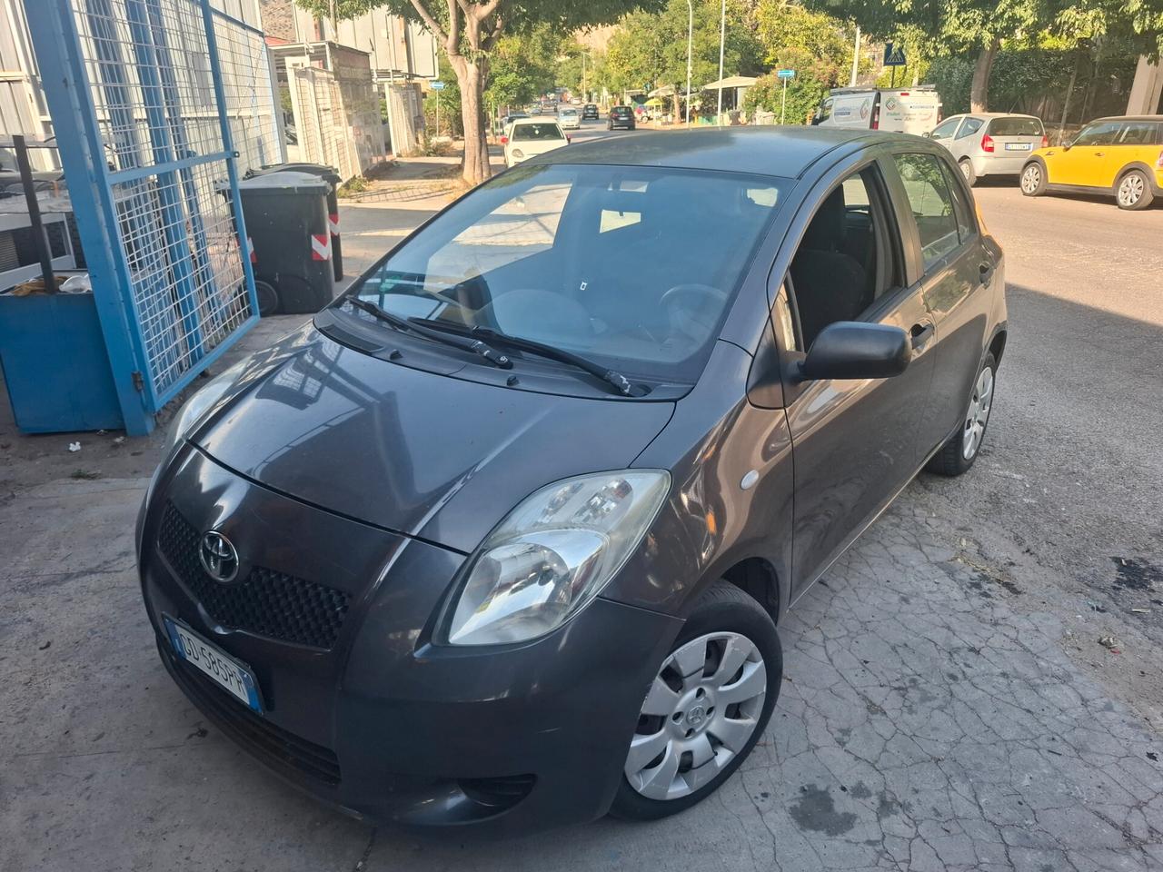 Toyota Yaris 1.0 5 porte anno 2008