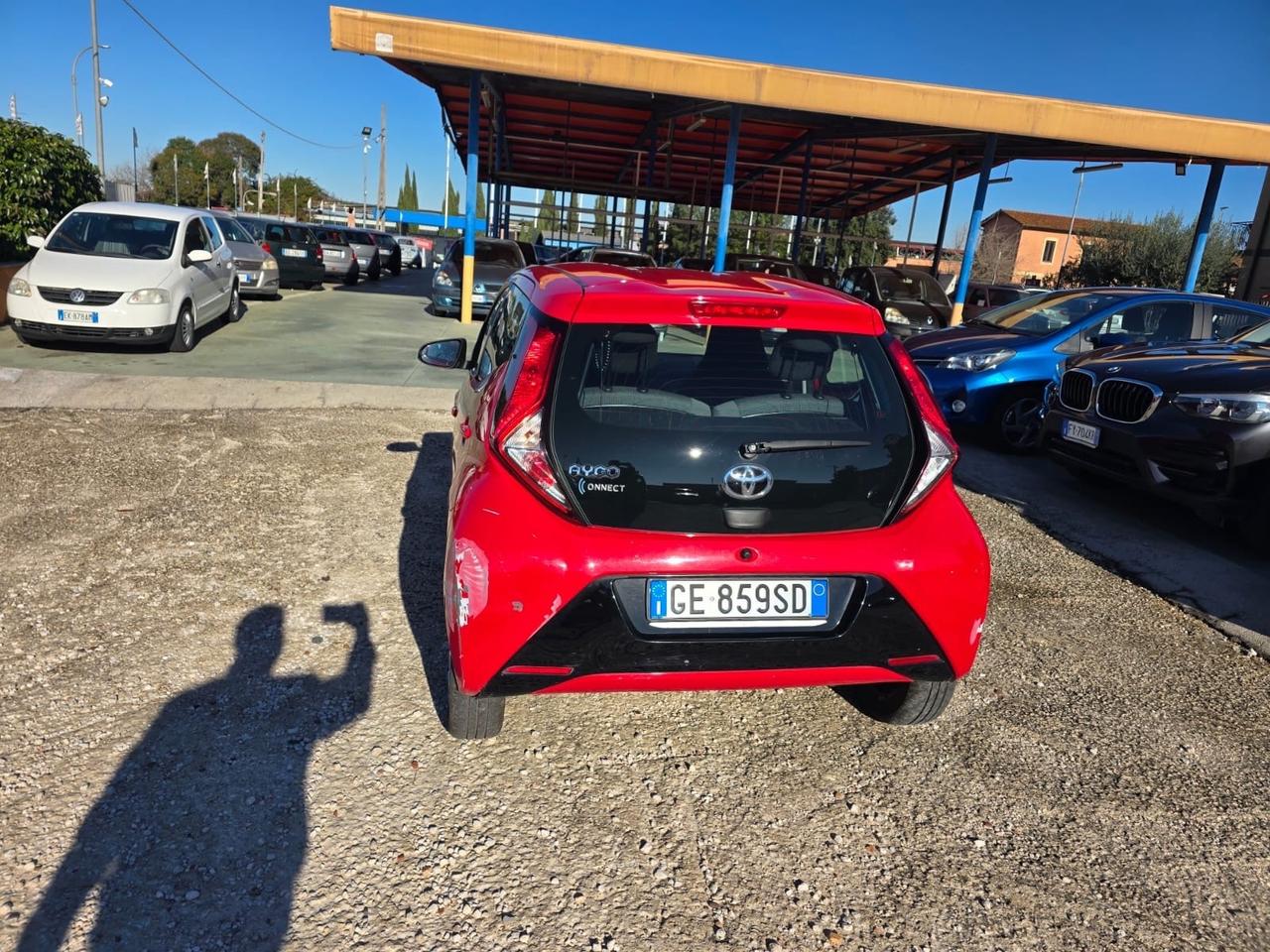 Toyota Aygo Connect 1.0 VVT-i 72 CV 5 porte x-clusiv