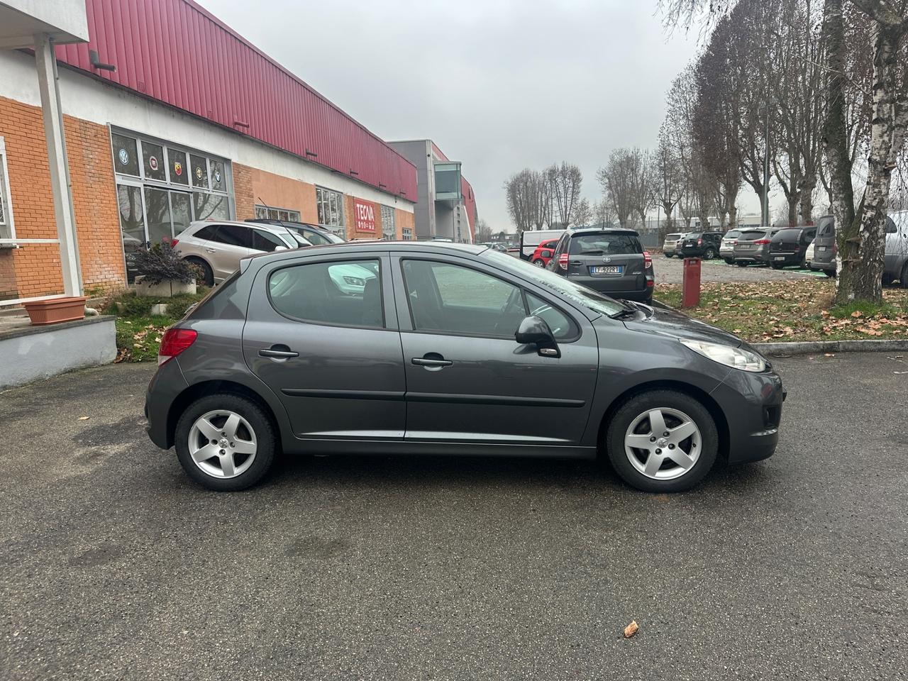 Peugeot 207 1.4 8V 75CV 5p. X Line ECO GPL