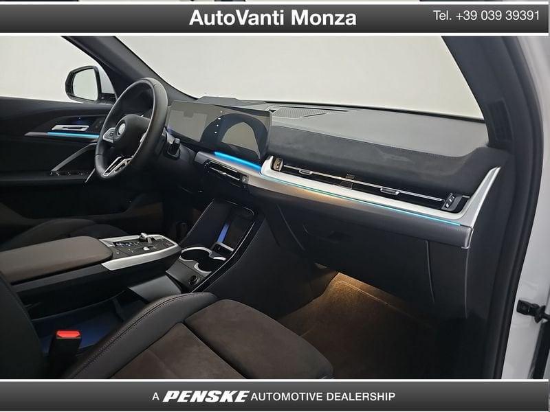 BMW iX2 eDrive 20 M Sport Pro