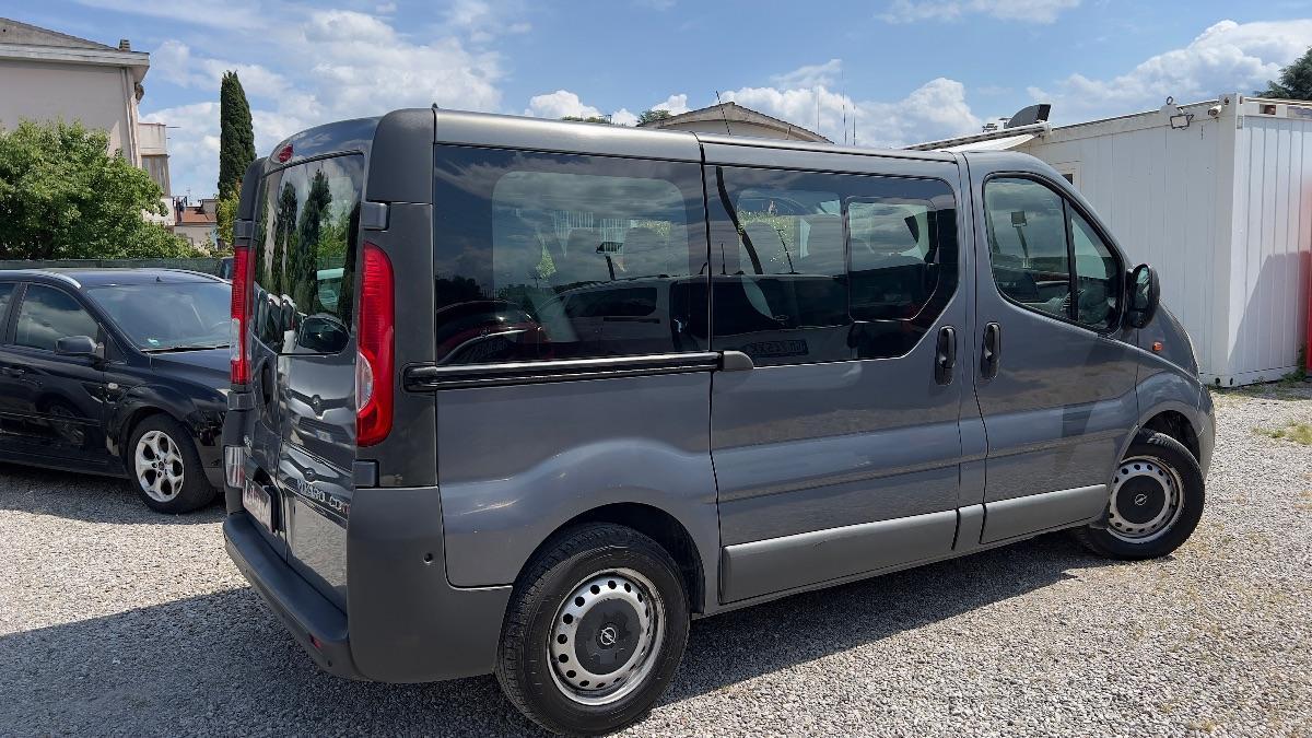 OPEL - Vivaro 2.0 cdti 9 POSTI