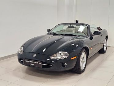 JAGUAR XK8 4.0 Convertibile ISCRITTA ASI